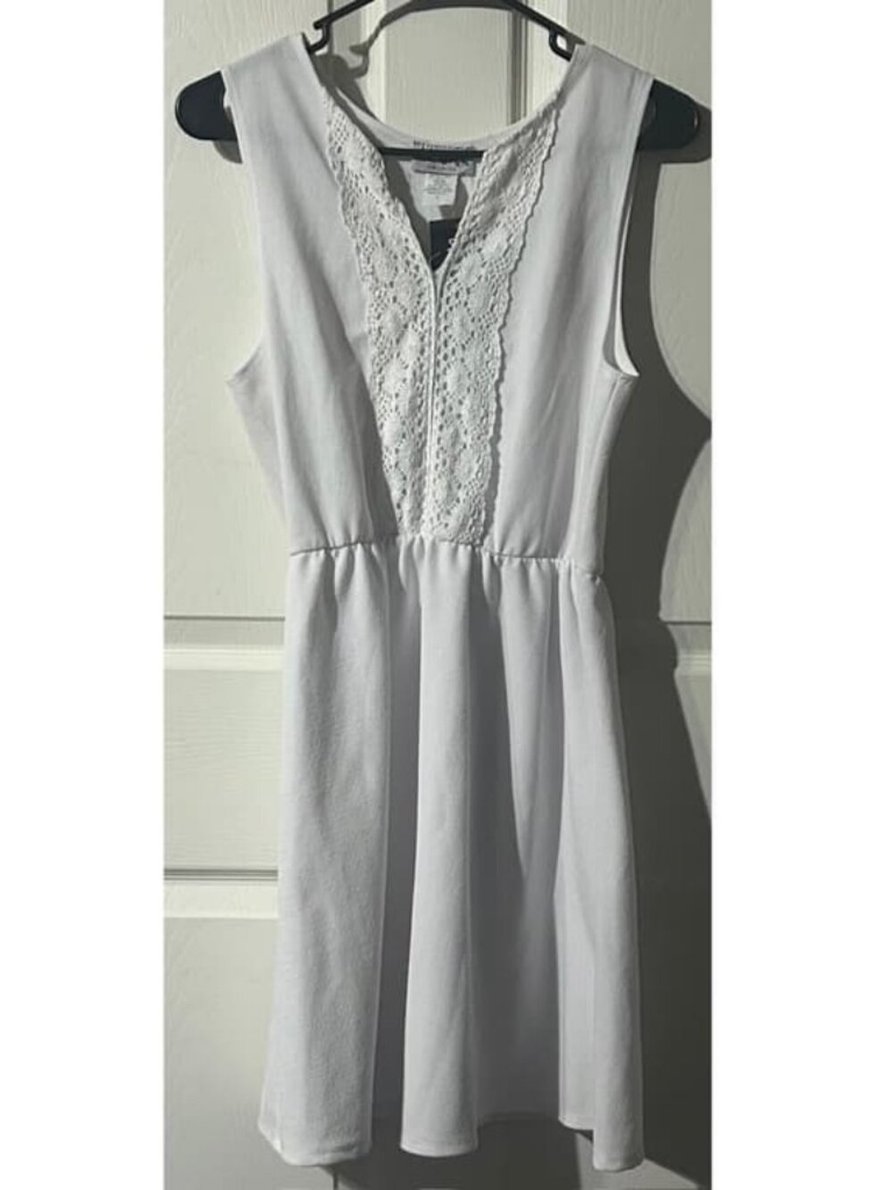 Urban Rose White Crochet